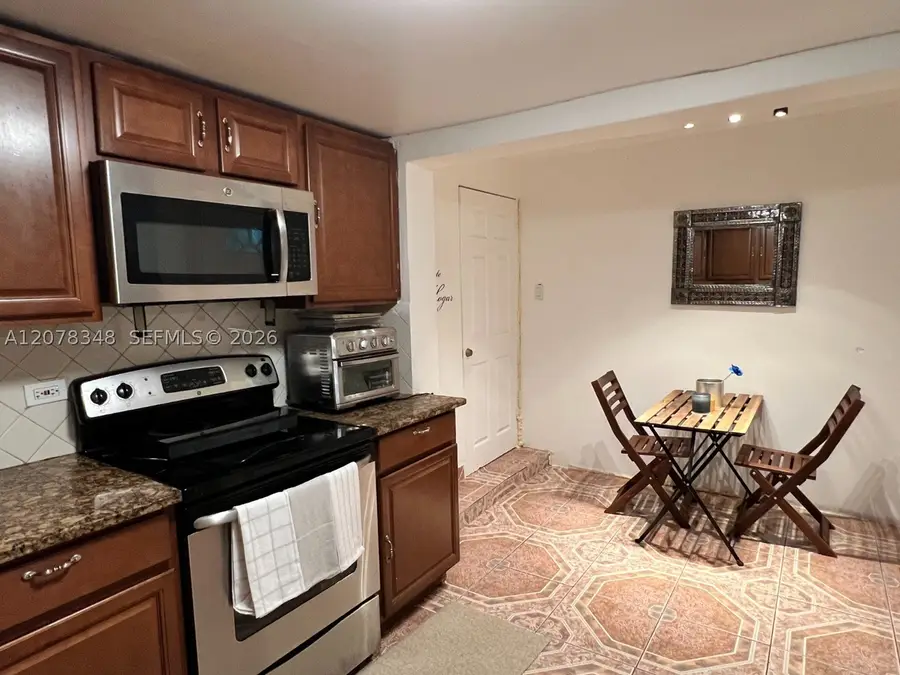 6725 N Miami Ave, Miami, FL 33150 - #2