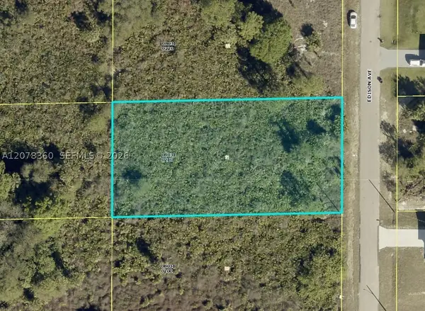 1417 Edison Ave, Lehigh Acres, FL 33972