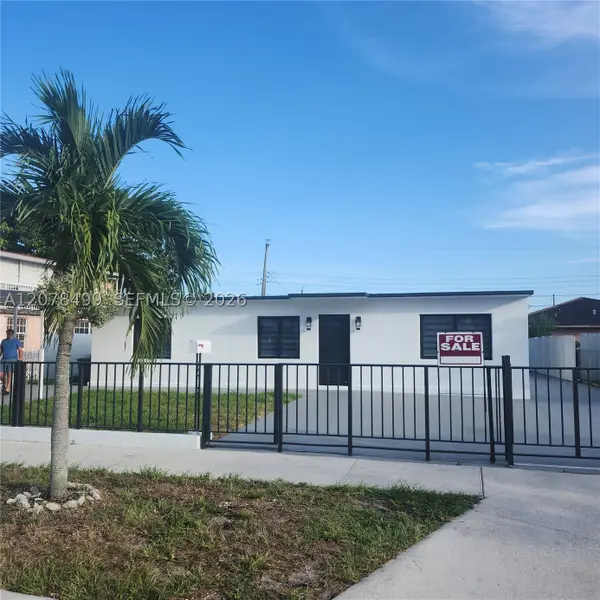 730 E 17th St, Hialeah, FL 33010