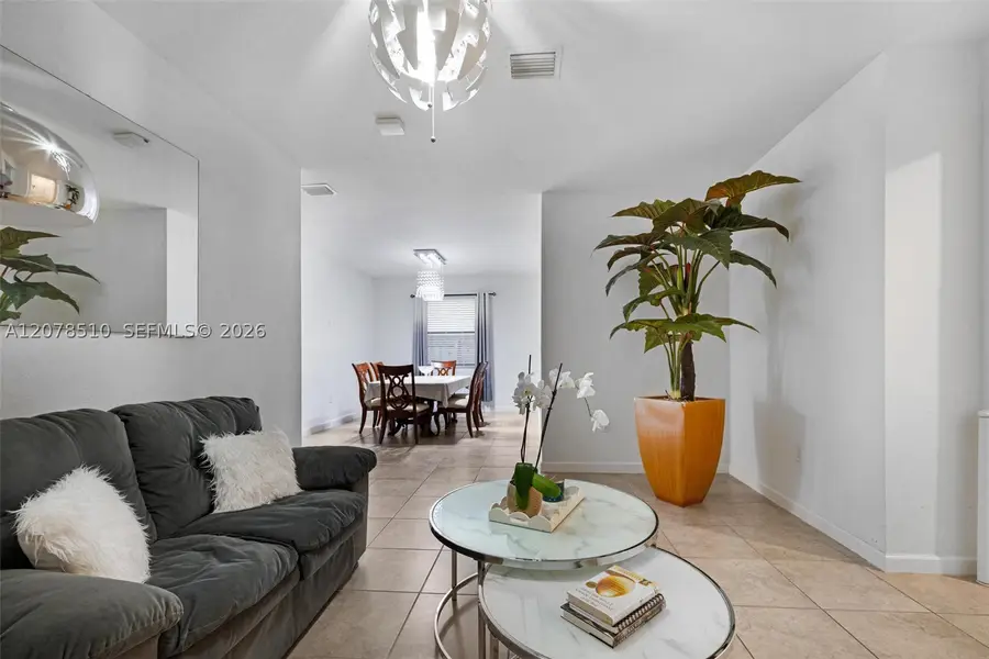 2475 SE 1st St, Homestead, FL 33033 - #2