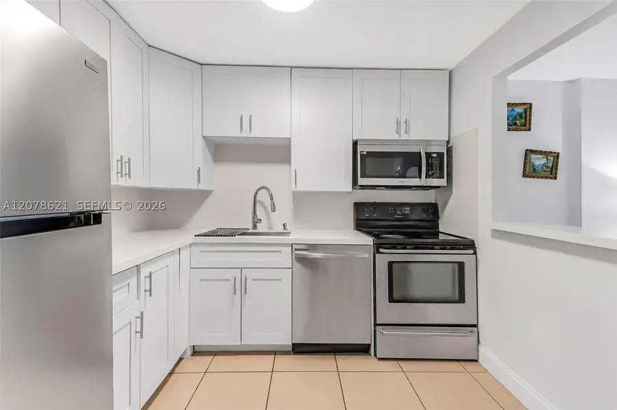 16950 W Dixie Hwy #A626, North Miami Beach, FL 33160 - #2