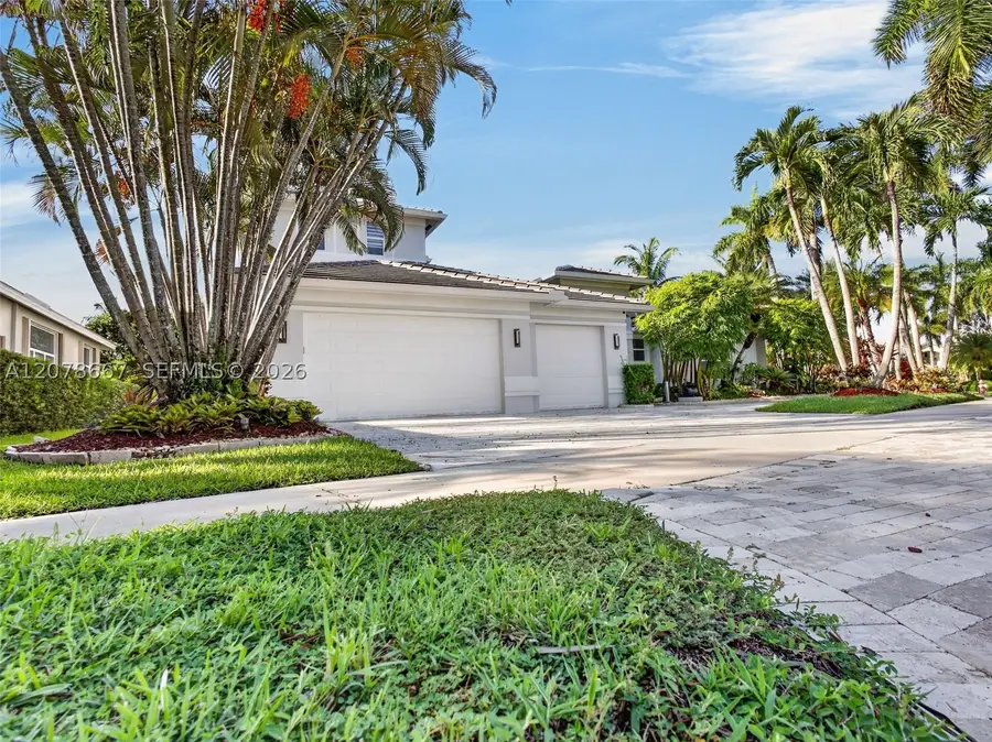 1371 Victoria Isle Dr, Weston, FL 33327 - #3