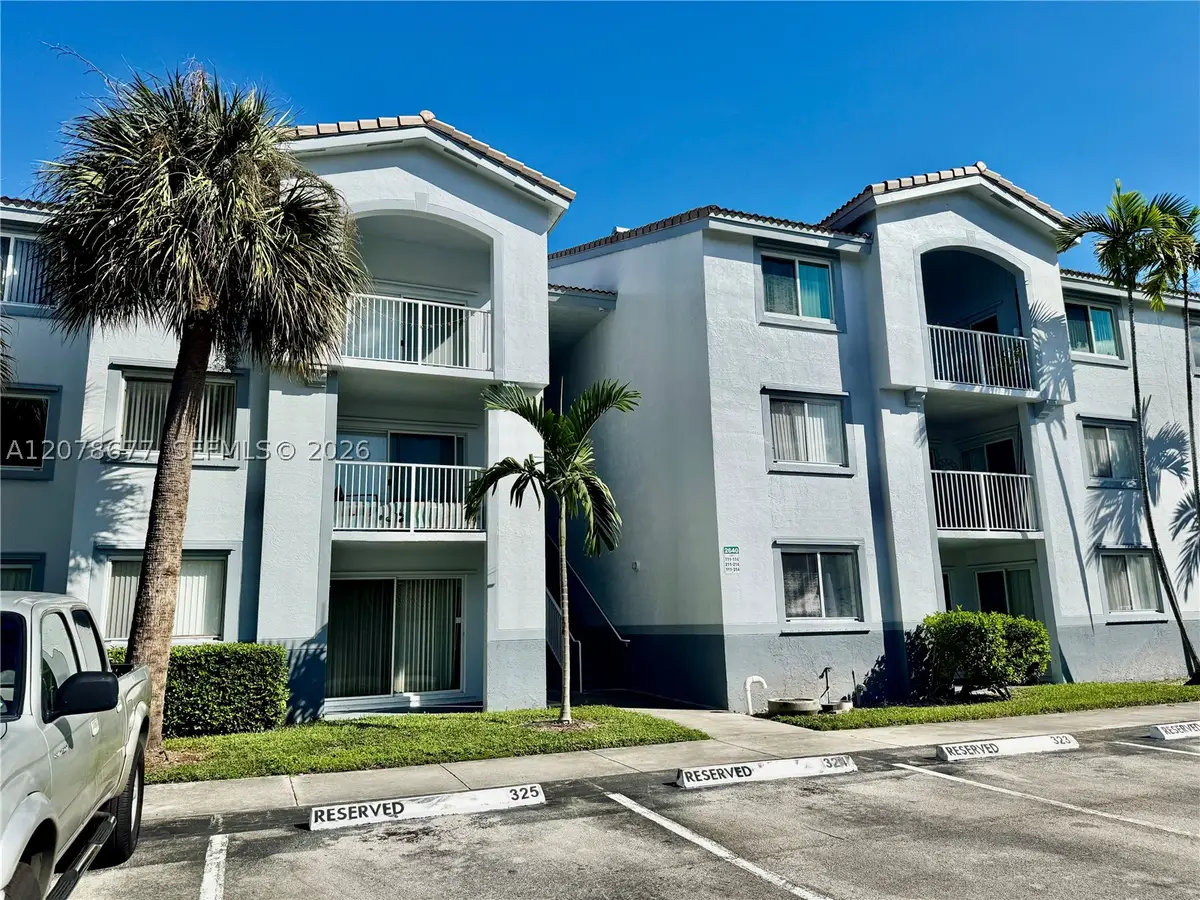 2640 S University Dr #113, Davie, FL 33328 - #1