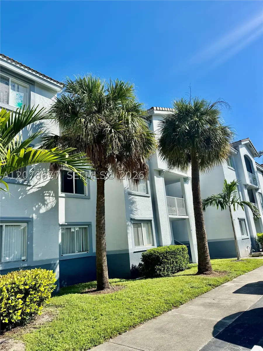 2640 S University Dr #113, Davie, FL 33328 - #3