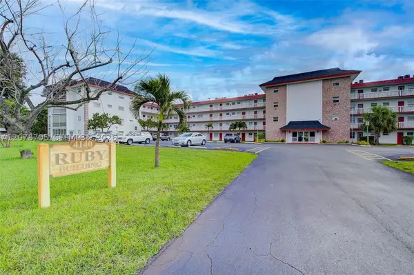 Address Withheld By Seller, Lauderdale Lakes, FL 33319