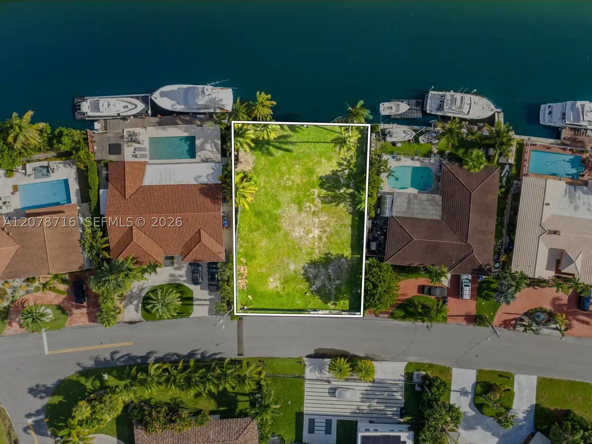 3030 NE 164th St, North Miami Beach, FL 33160 - #1