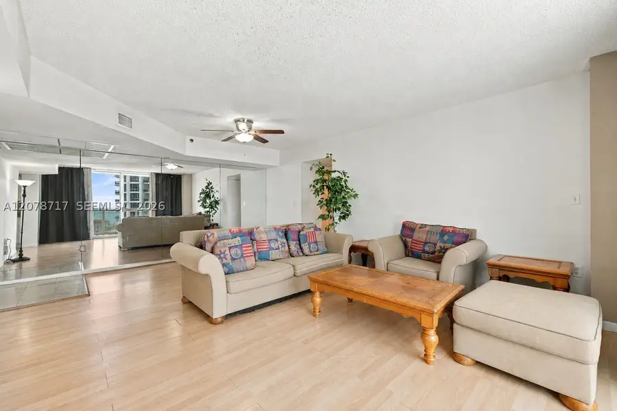 5900 Collins Ave #1006, Miami Beach, FL 33140 - #2