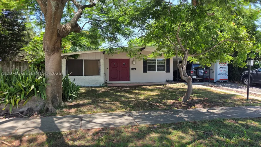 298 NE 46th St, Deerfield Beach, FL 33064 - #2