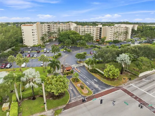3940 Inverrary Blvd #601-A, Lauderhill, FL 33319