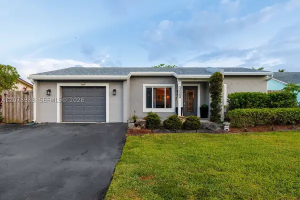 11660 NW 38th Pl, Sunrise, FL 33323