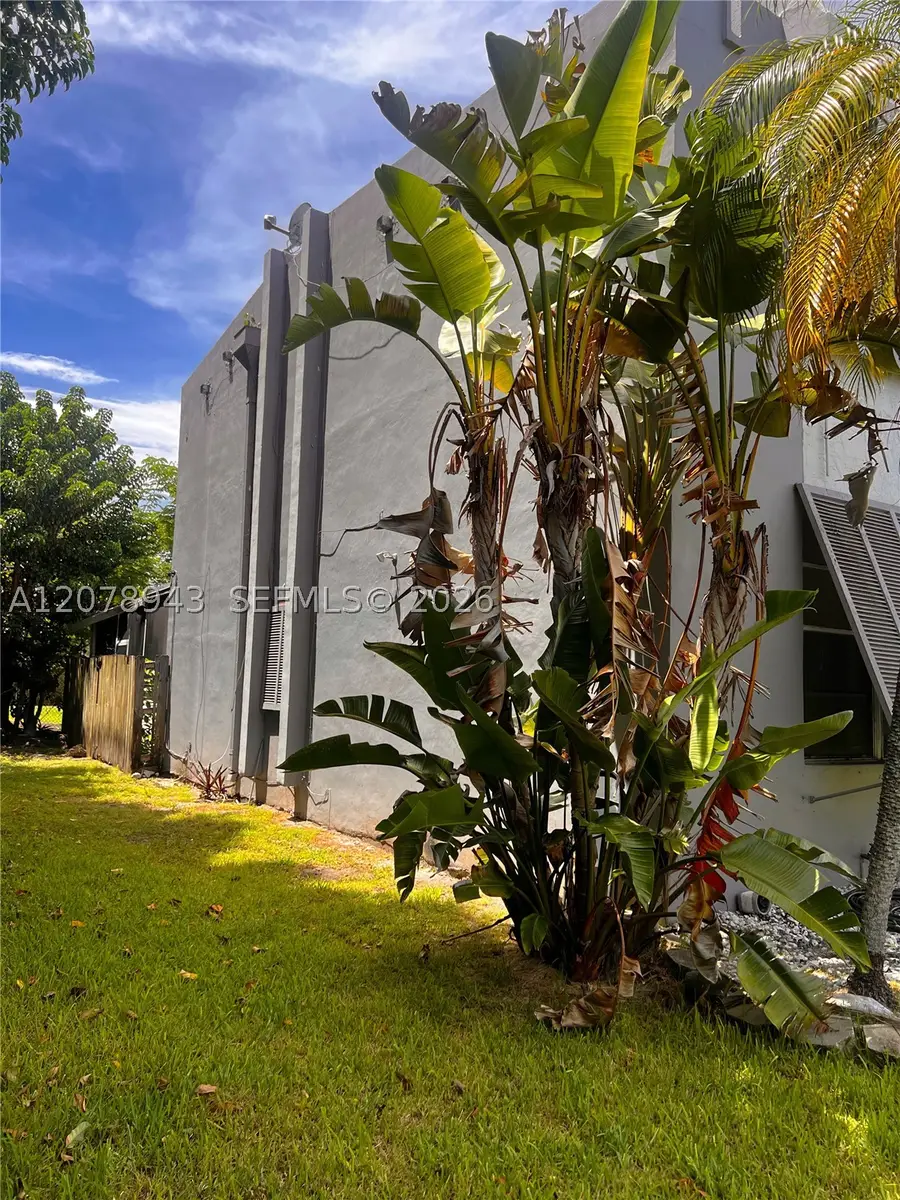Address Withheld By Seller, Miami, FL 33161 - #3
