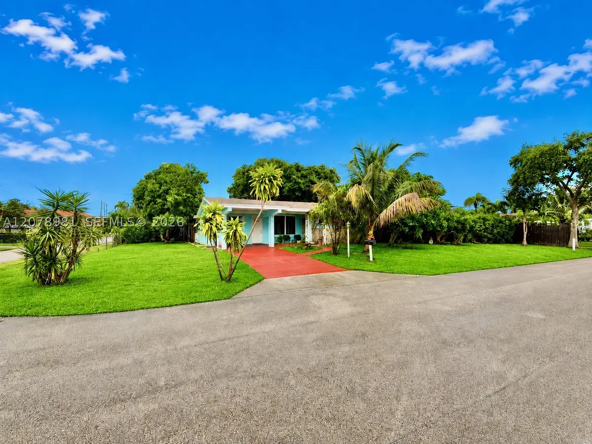 4940 SW 25th Ave, Dania Beach, FL 33312 - #1