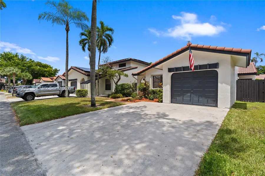 6633 NW 176th Ter, Hialeah, FL 33015 - #3