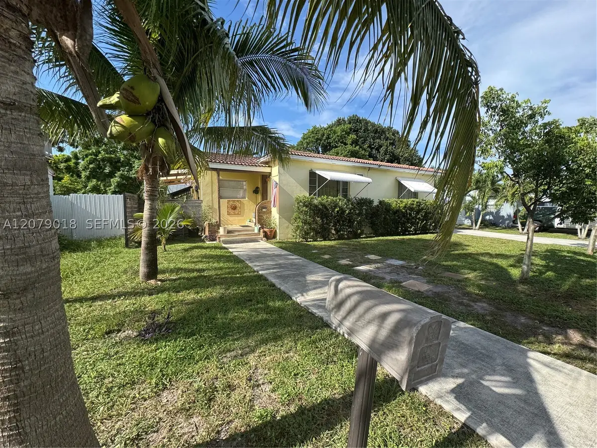 2463 Dewey St, Hollywood, FL 33020 - #1