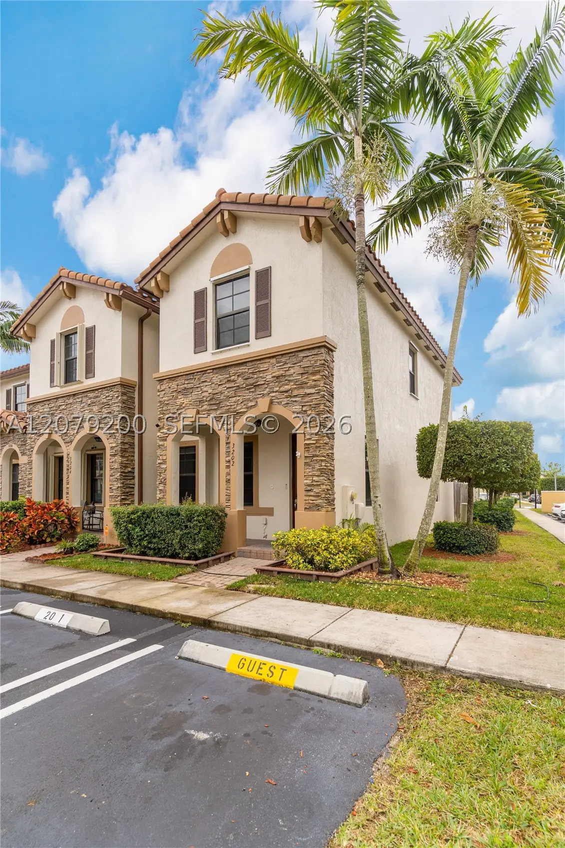 3202 SE 6th St, Homestead, FL 33033 - #1
