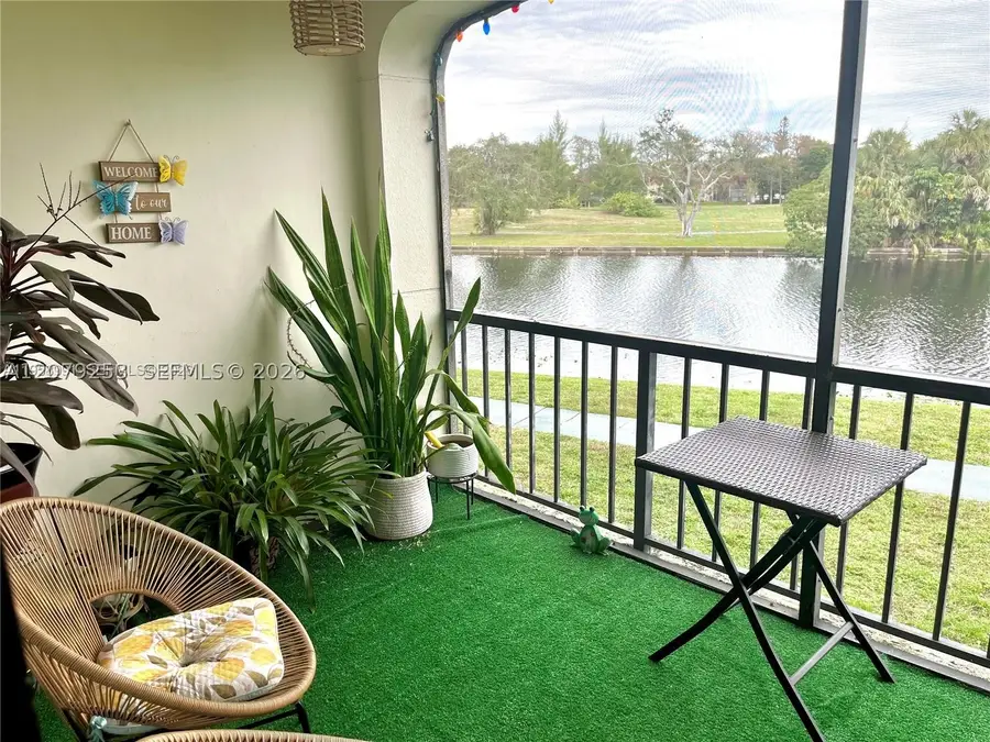 3760 Inverrary Dr #2R, Lauderhill, FL 33319 - #2