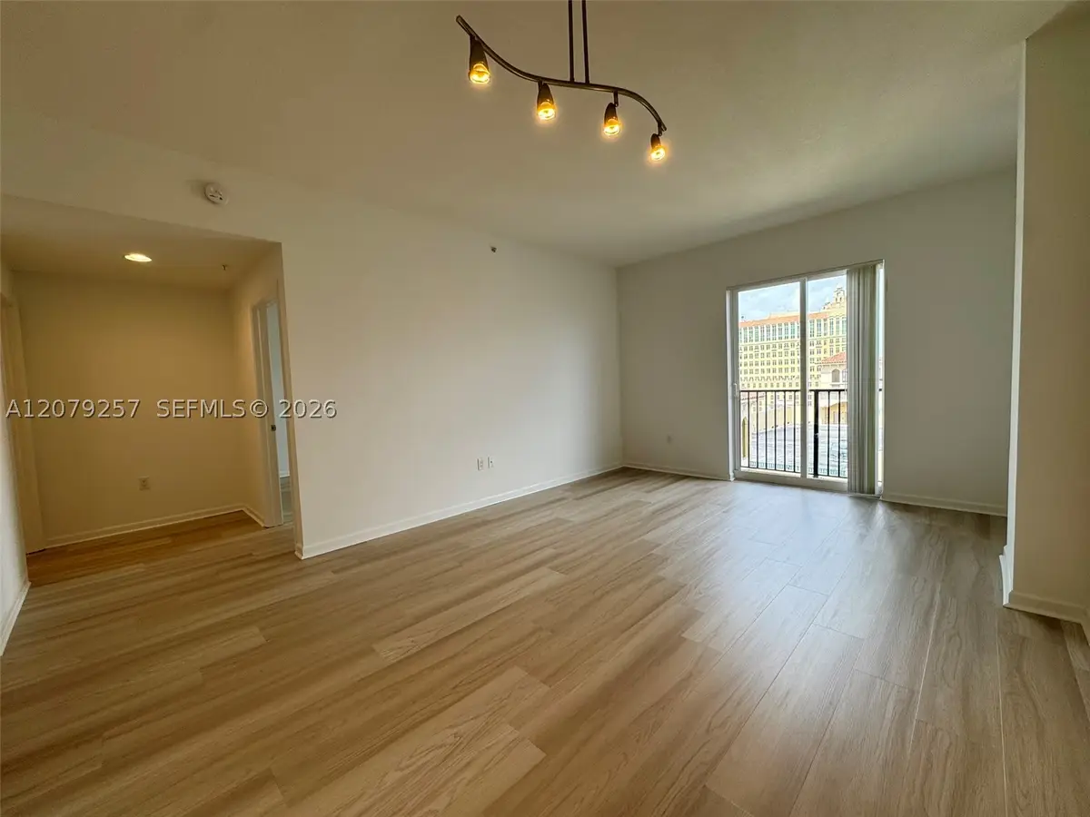 10 Aragon Ave #1008, Coral Gables, FL 33134 - #1