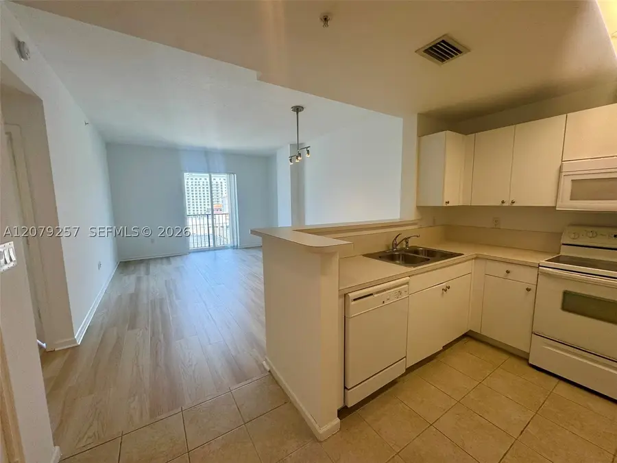 10 Aragon Ave #1008, Coral Gables, FL 33134 - #2