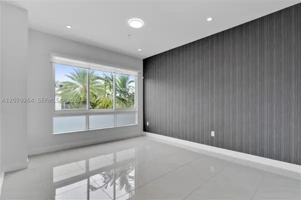 10517 NW 66th St, Doral, FL 33178