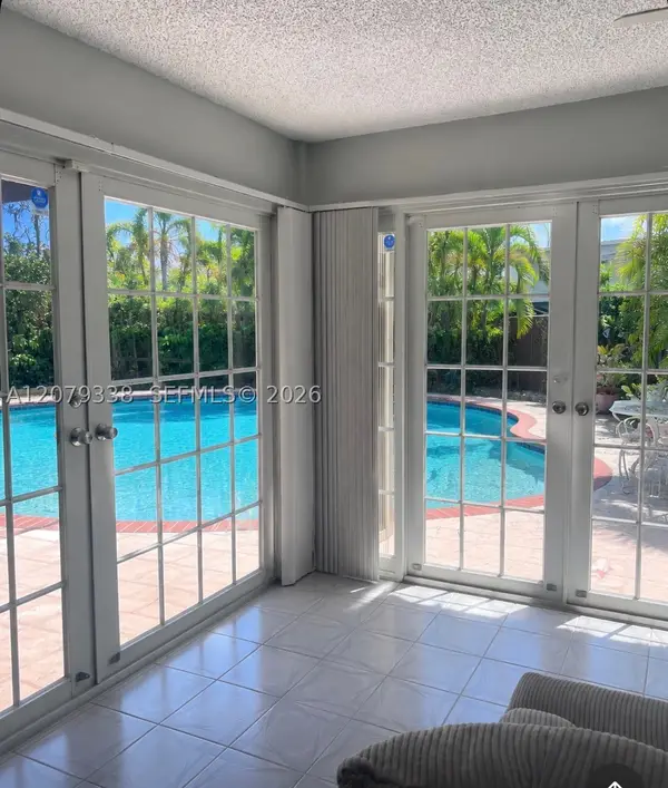 13706 SW 14th St, Miami, FL 33184