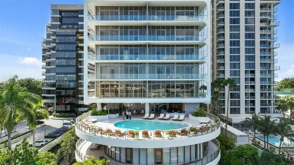 2678 Tigertail Ave #1705, Miami, FL 33133