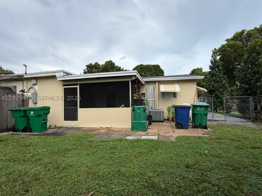 5051 SW 92nd Ter, Cooper City, FL 33328 - #2