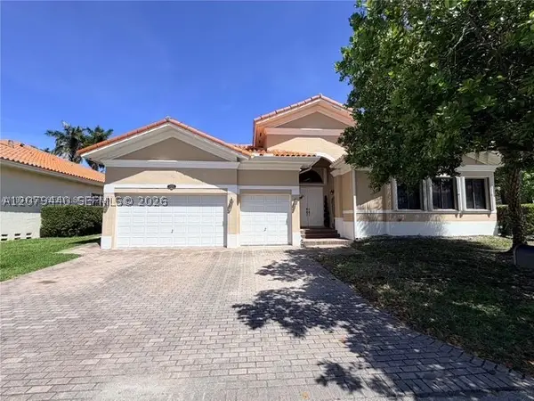 19385 SW 79th Ct, Cutler Bay, FL 33157
