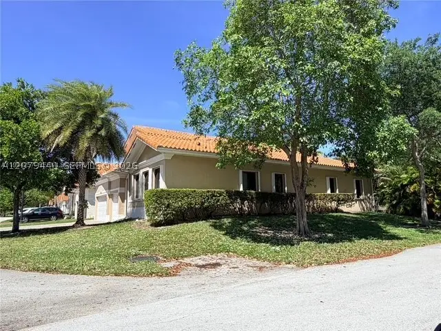 19385 SW 79th Ct, Cutler Bay, FL 33157 - #2