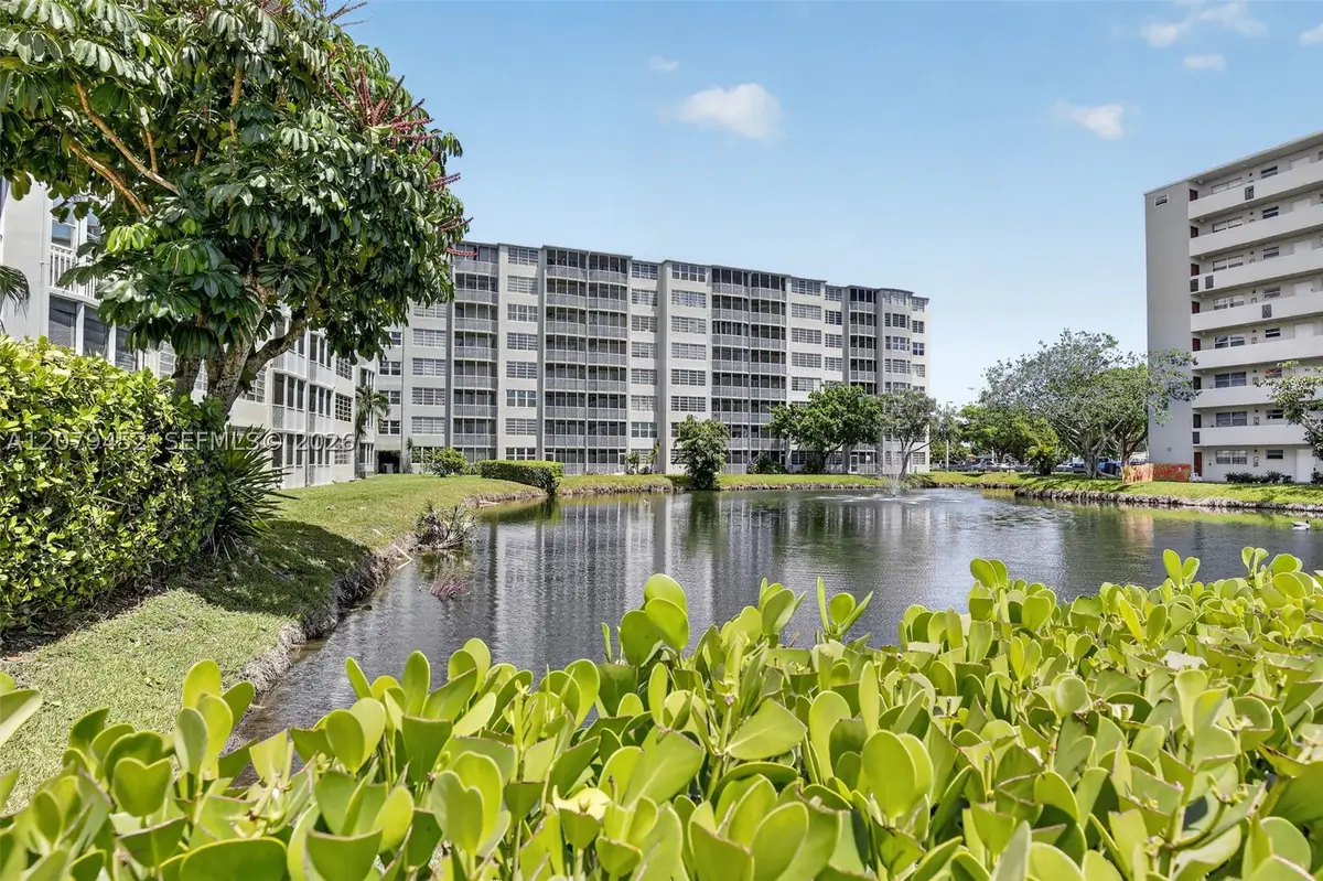 1770 NE 191st St #401-1, Miami, FL 33179 - #1