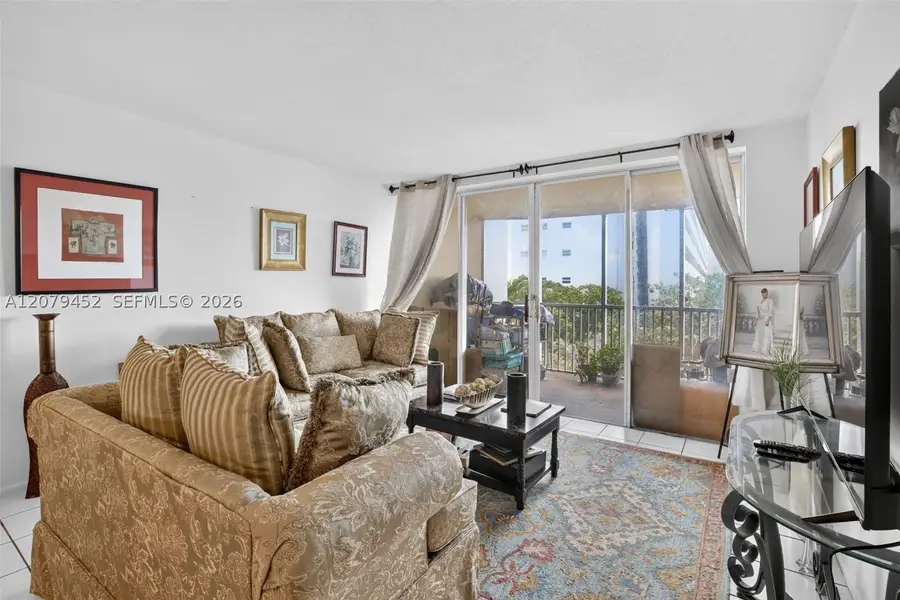 1770 NE 191st St #401-1, Miami, FL 33179 - #2