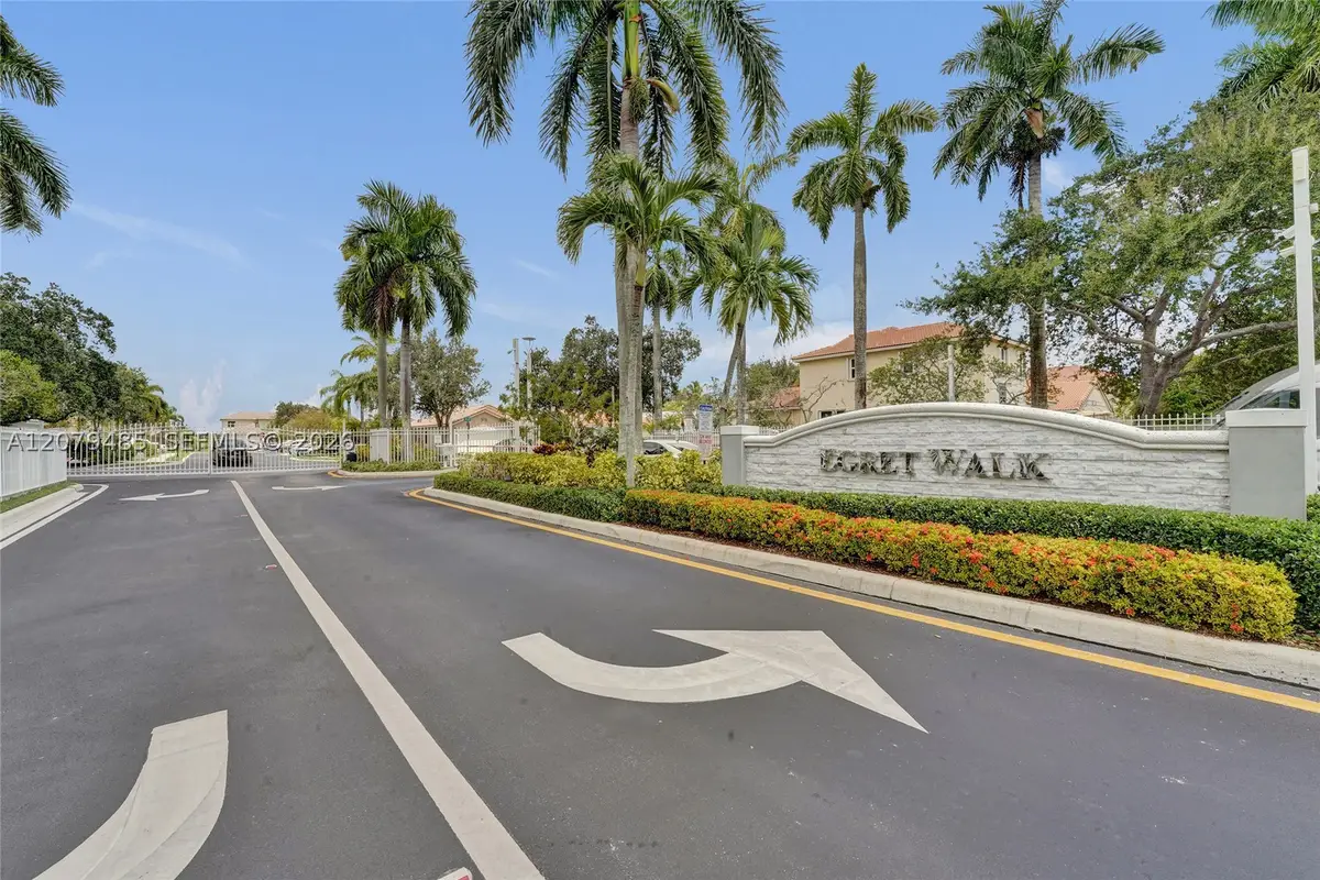 774 SW 120th Ave, Pembroke Pines, FL 33025 - #1
