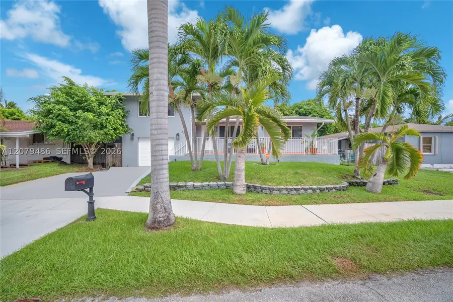 628 SW 4th St, Hallandale Beach, FL 33009 - #2