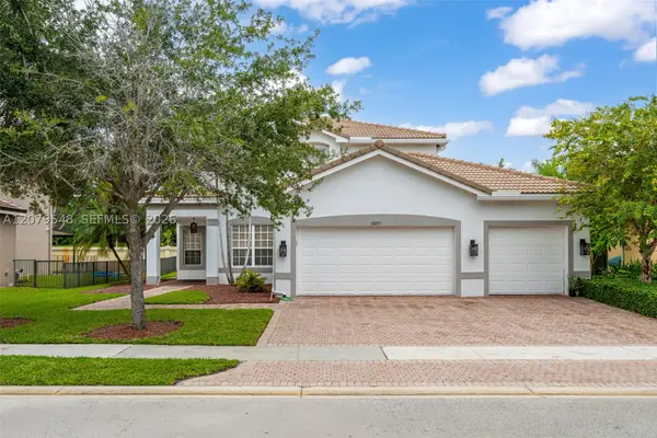 18051 SW 41st St, Miramar, FL 33029
