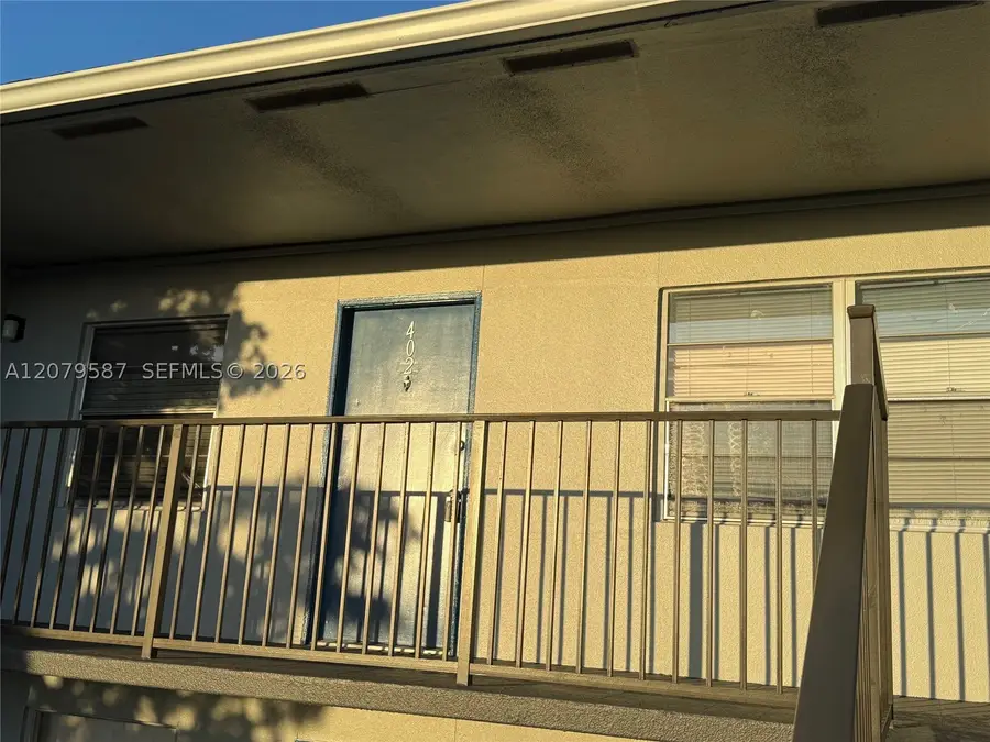 301 SW 135th Ave #402C, Pembroke Pines, FL 33027 - #2