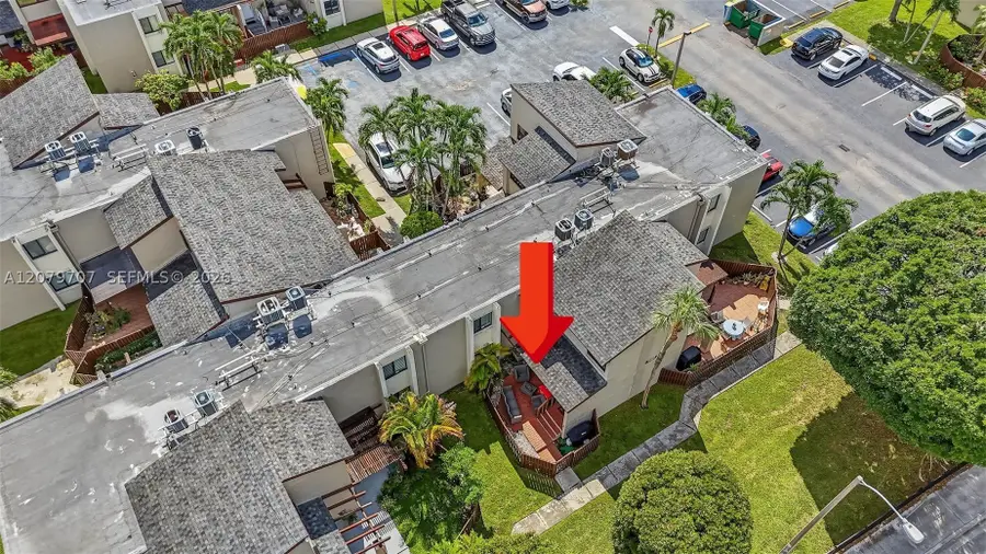 10300 NW 9th St Cir #203, Miami, FL 33172 - #2