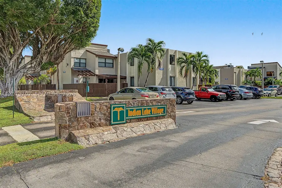 10300 NW 9th St Cir #203, Miami, FL 33172 - #3