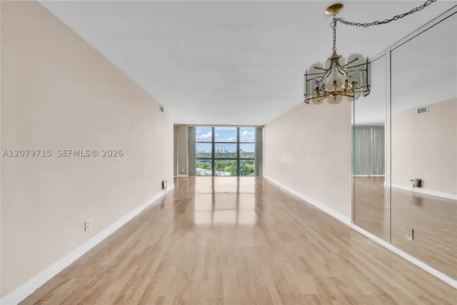 1000 Parkview Dr #925, Hallandale Beach, FL 33009 - #2