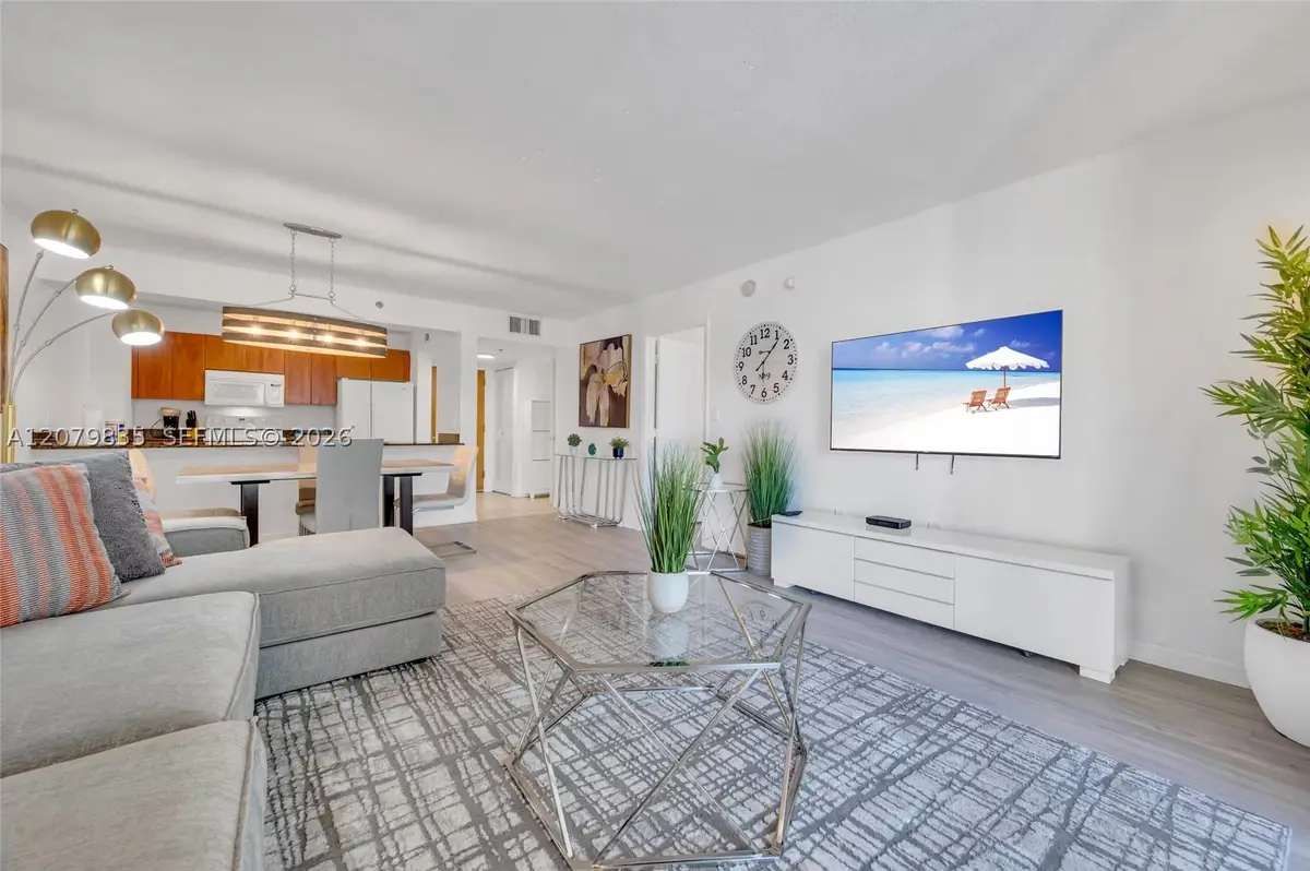 1200 Brickell Bay Dr #2904, Miami, FL 33131 - #1