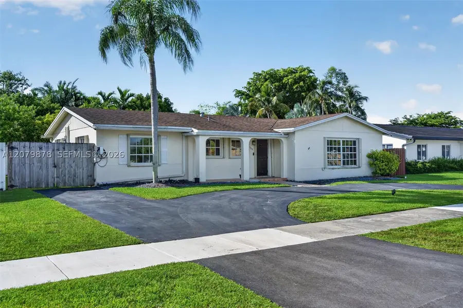 18569 SW 89th Pl, Cutler Bay, FL 33157 - #2