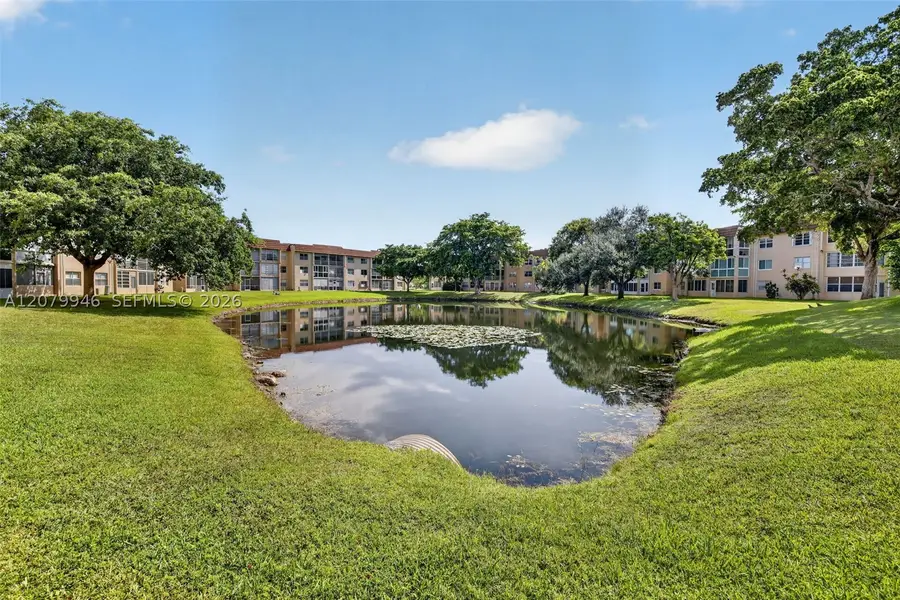 9261 Sunrise Lakes Blvd #203, Sunrise, FL 33322 - #3