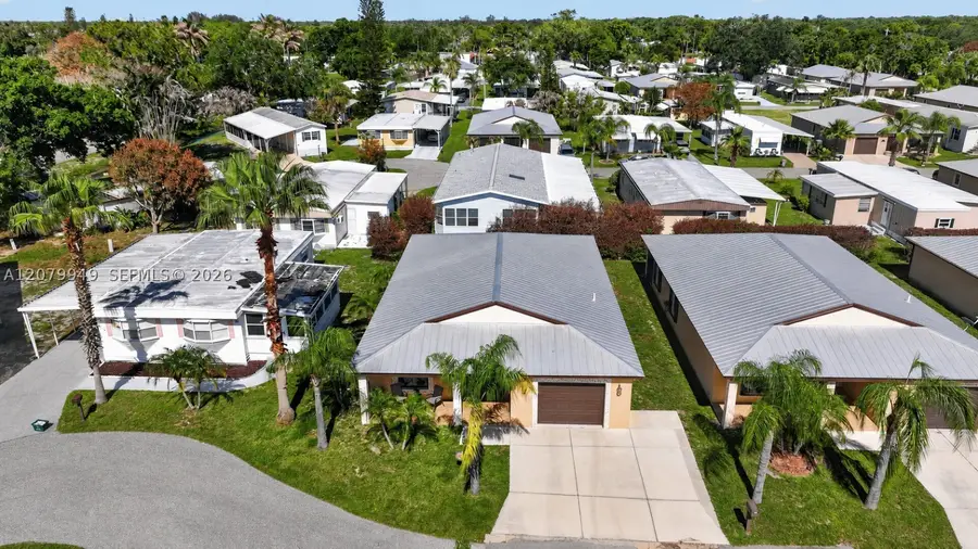 12 Barcelona Ln, Port Saint Lucie, FL 34952 - #3
