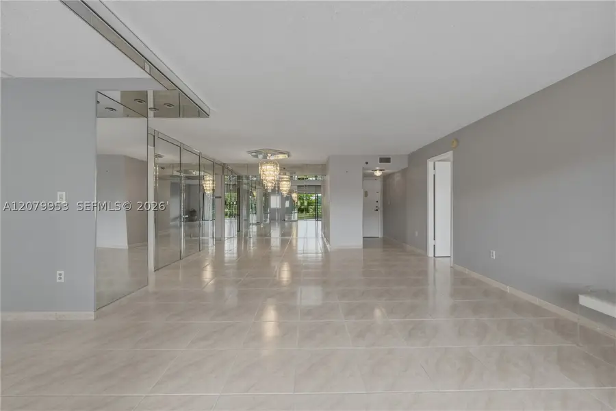 900 Saint Charles Pl #310, Pembroke Pines, FL 33026 - #2