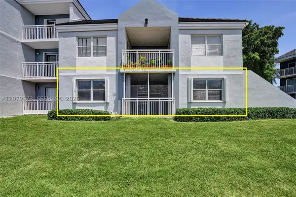 8660 SW 212th St #111, Cutler Bay, FL 33189