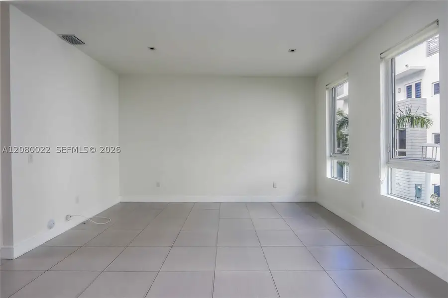 9123 NW 33rd St, Doral, FL 33172 - #2