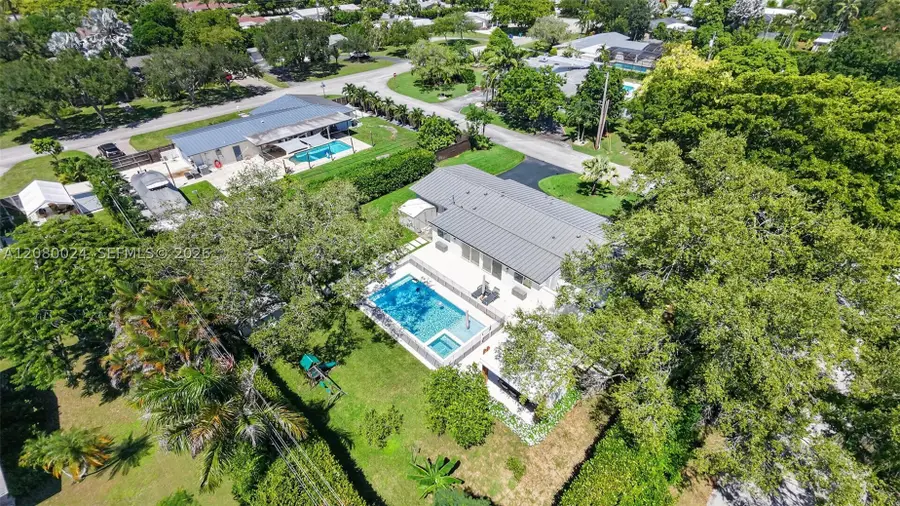 14220 SW 86th Ave, Palmetto Bay, FL 33158 - #2