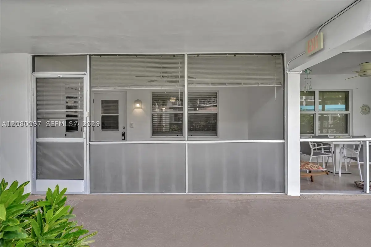 580 Egret Dr #102, Hallandale Beach, FL 33009 - #1