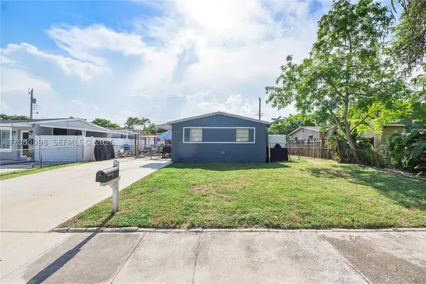 1510 N 68th Ave, Hollywood, FL 33024
