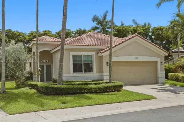 1508 Winterberry Ln, Weston, FL 33327