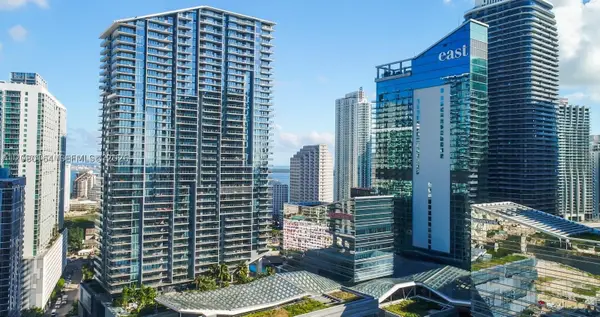 68 SE 6th St #1912, Miami, FL 33131