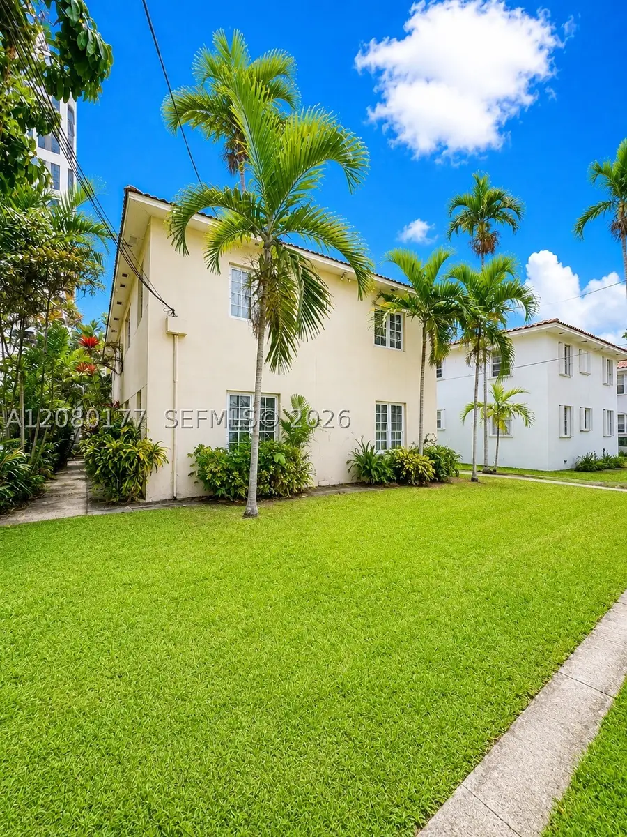 215 Sidonia Ave, Coral Gables, FL 33134 - #3
